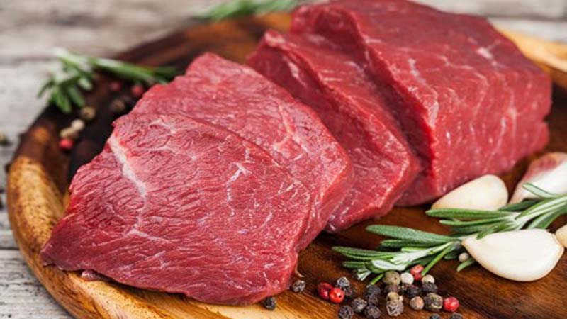 Các loại thịt đỏ chứa lượng protein cao, kẽm rất tốt cho sinh lý nam giới
